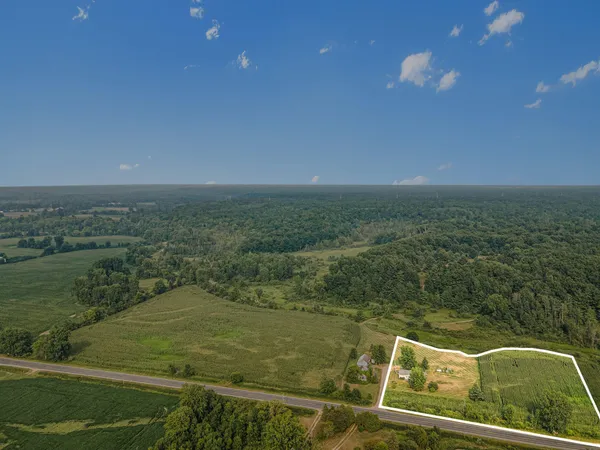$650,000 | 13774 Maple Island Road, Twin Lake, MI 49457