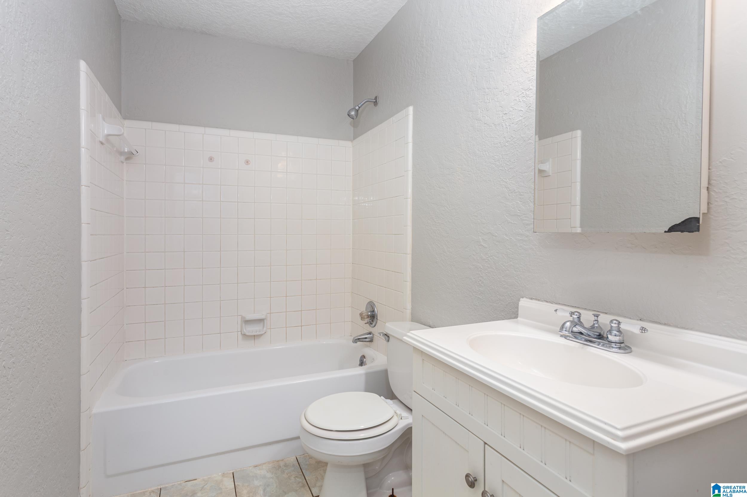 111 Oak Road Anniston, AL 36206 - Photo 10 of 36