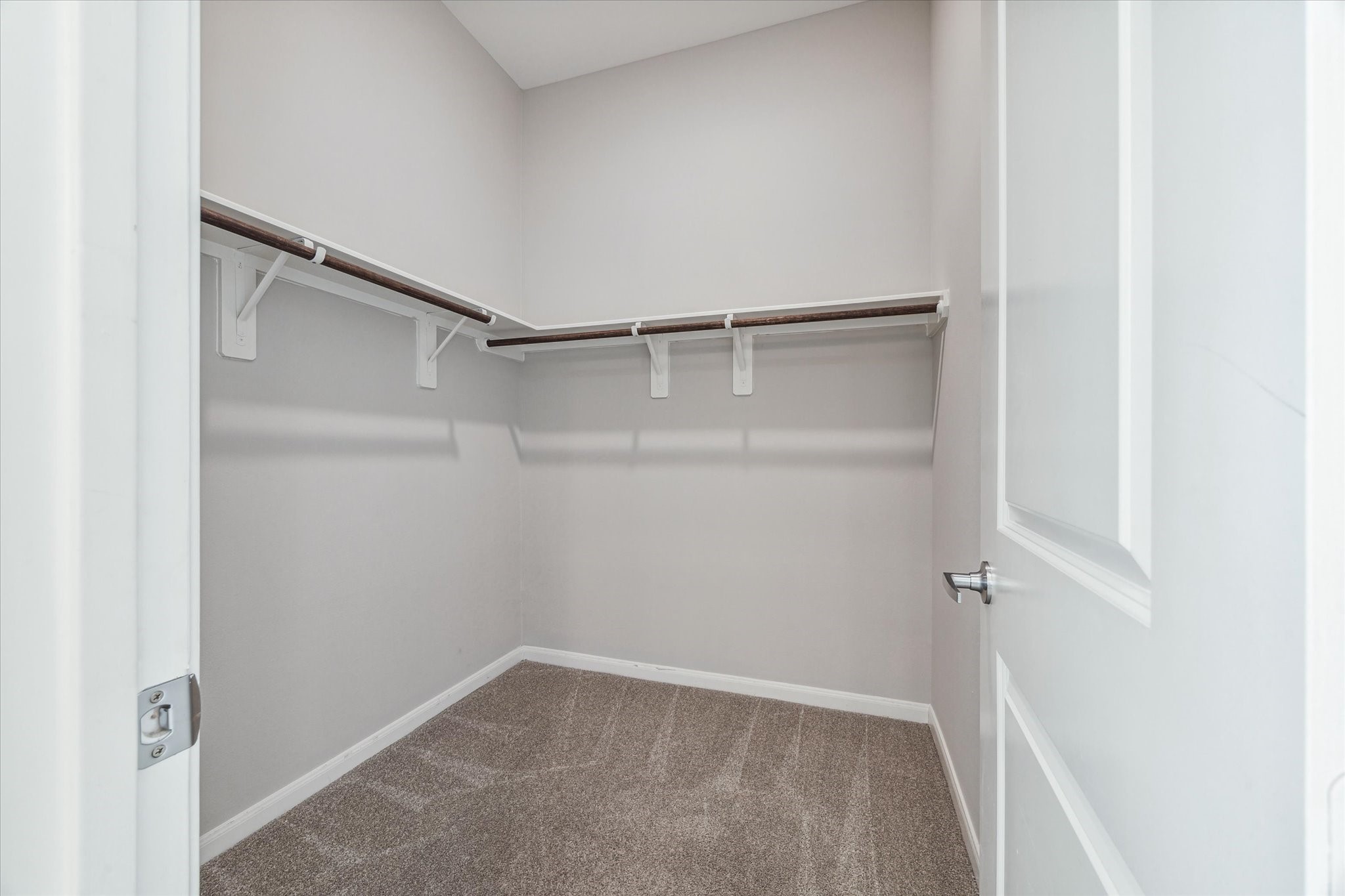 5610 Patrick Street, Unit A Houston, TX 77076 - Photo 5 of 11 a view of closet