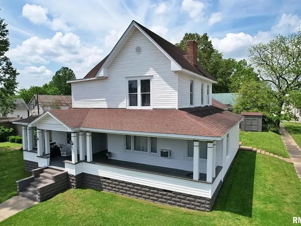 $279,900 | 621 Girard Street, Metropolis, IL 62960