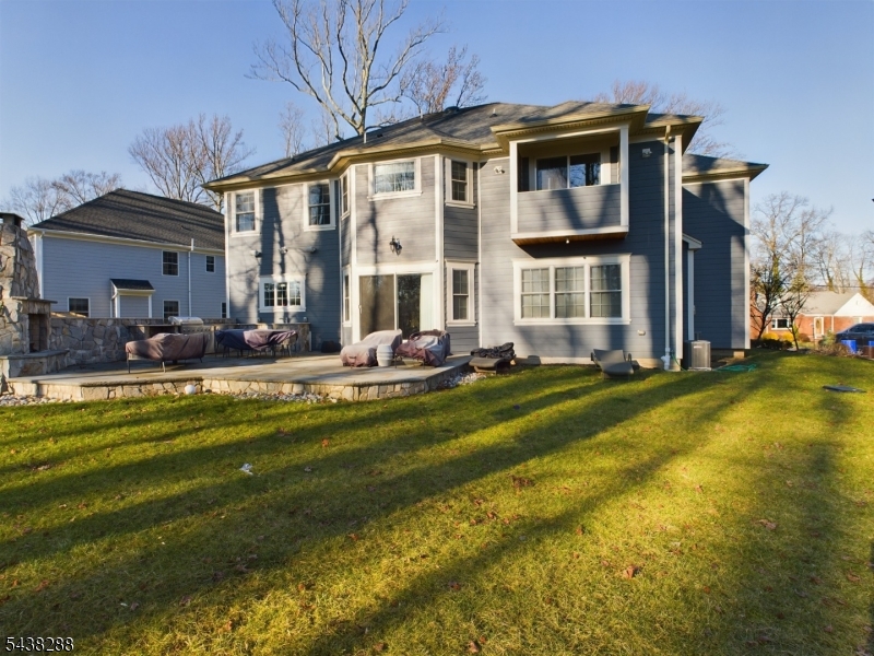 301 Garrett Road Mountainside, NJ 07092 - Photo 39 of 42