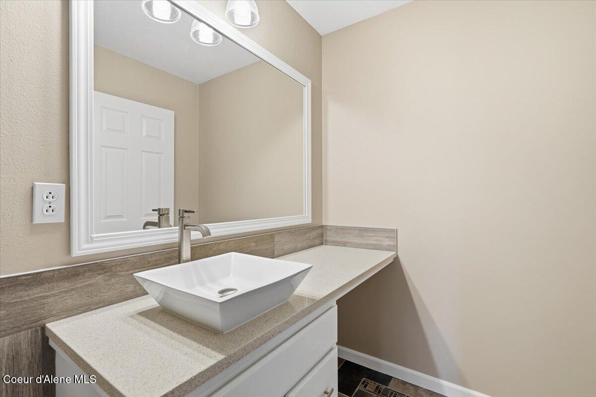 3297 Wedgewood Loop Coeur D'Alene, ID 83815 - Photo 31 of 49 31-3297 Wedgewood Loop_RedHogMedia