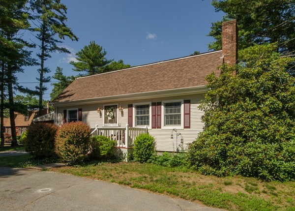 328 Mendall Road Acushnet, MA 02743 - Photo 30 of 30 a front view of a house with garden