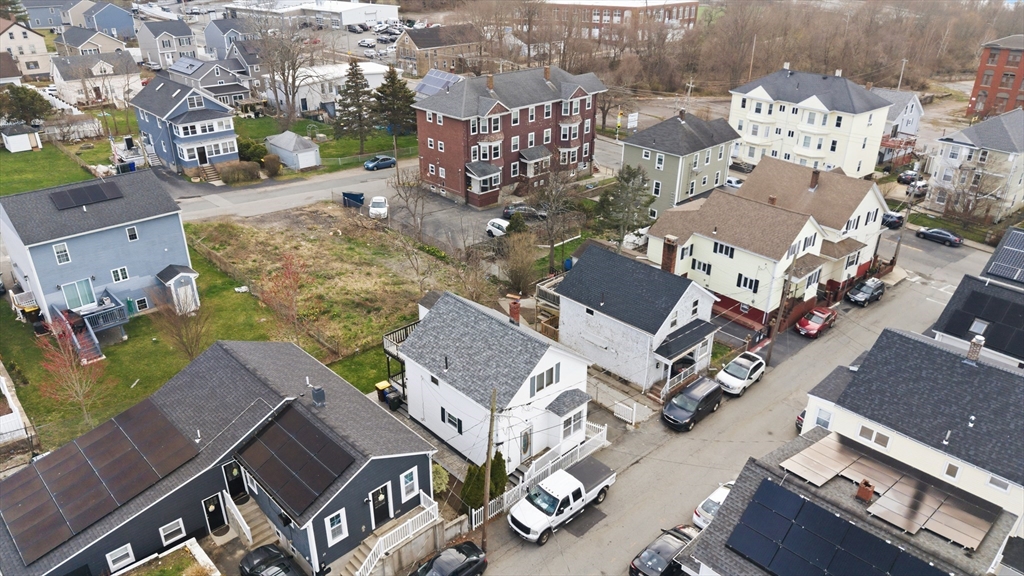 31 Sachem Street Fall River, MA 02724 - Photo 9 of 26