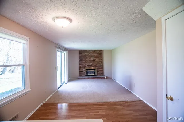 $375,000 | 18 Tree Top Drive, Penfield, NY 14625