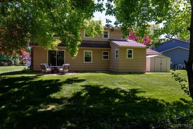 $375,000 | 18 Tree Top Drive, Penfield, NY 14625