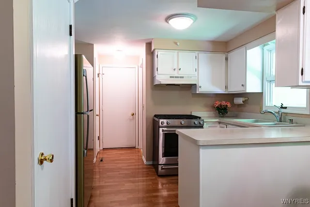 $375,000 | 18 Tree Top Drive, Penfield, NY 14625