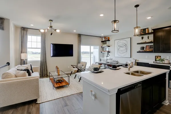 $389,990 | 402 Comstock Road, South Elgin, IL 60177