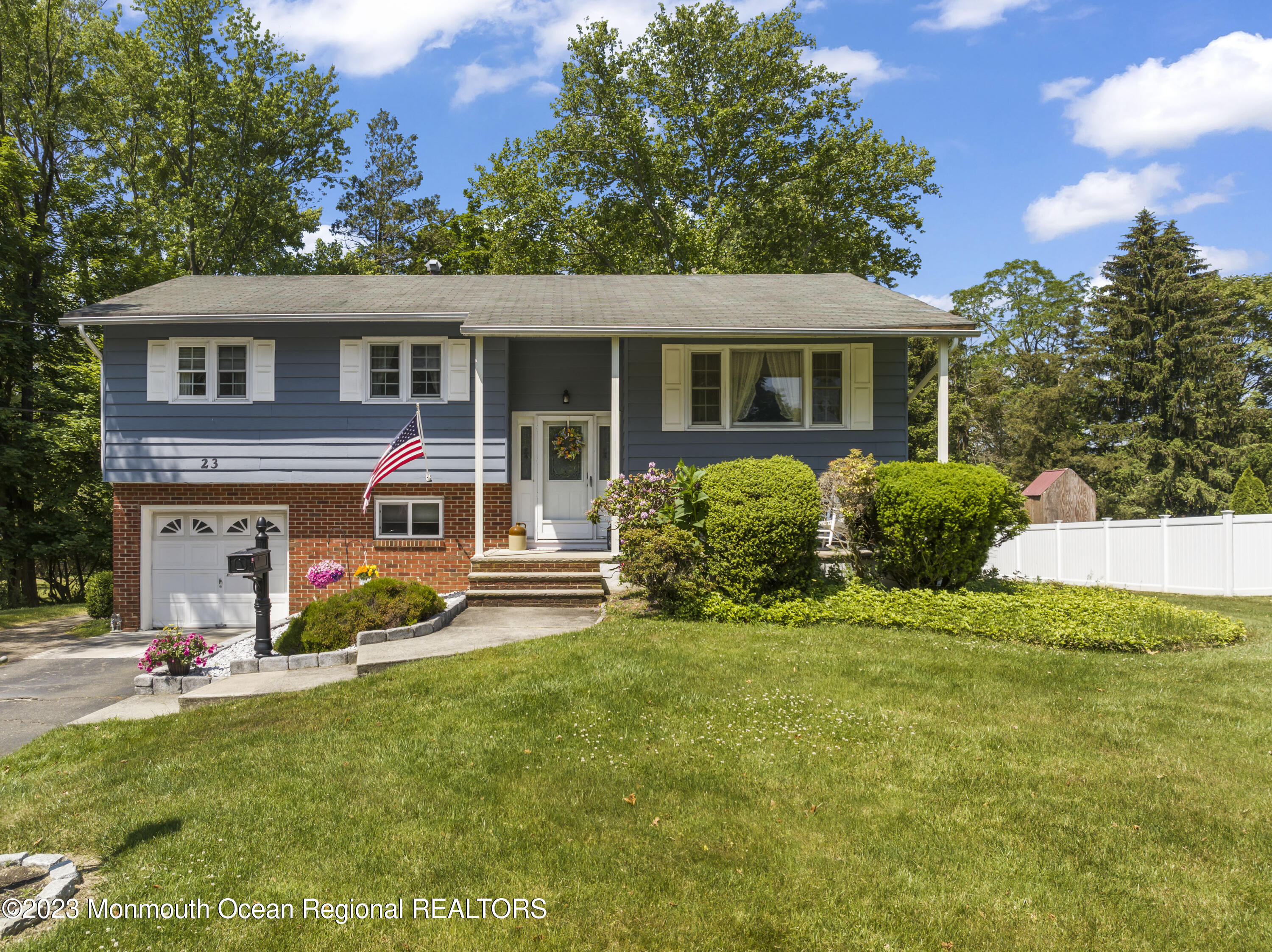 23 Holiday Road Manalapan, NJ 07726 - Photo 1 of 32 Hommati.com-23_Holiday_Rd_NJ-06-01-2023-
