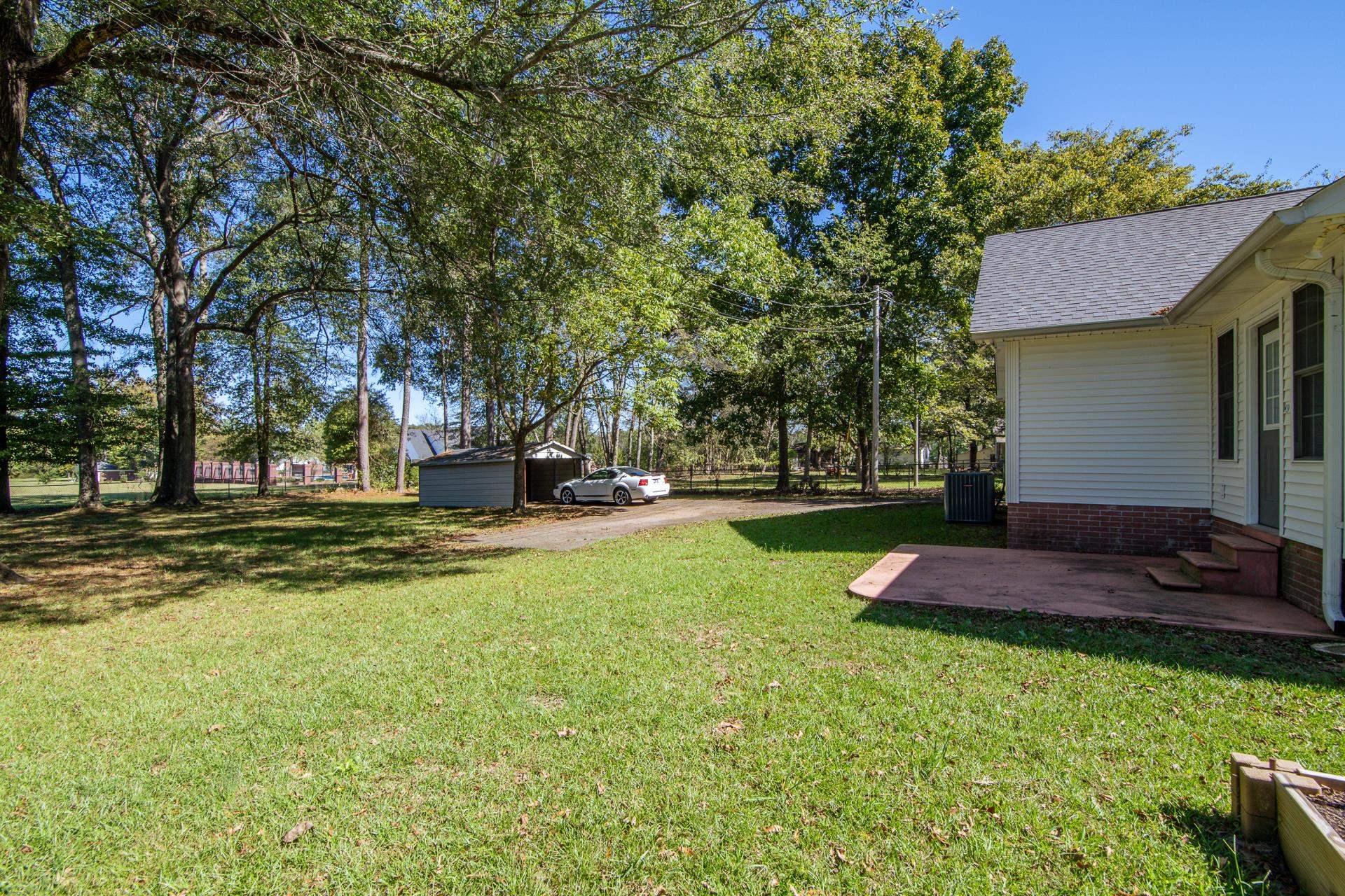 224 Willow Drive Adamsville, TN 38310 - Photo 7 of 40