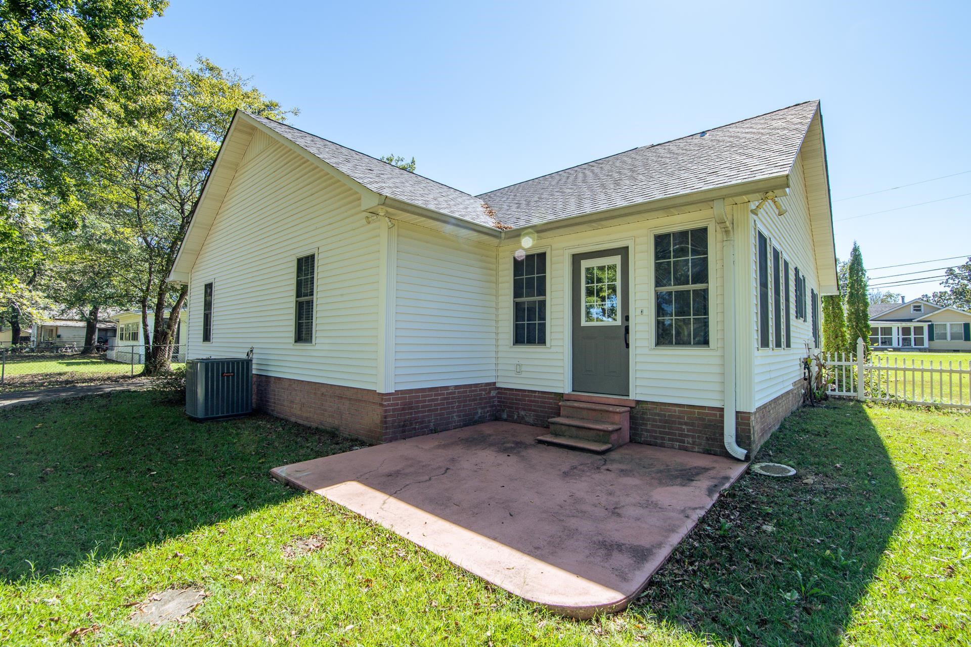 224 Willow Drive Adamsville, TN 38310 - Photo 8 of 40 a view of a house with a yard