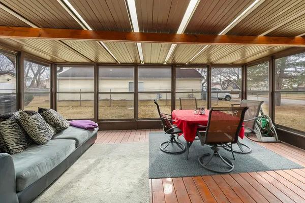$350,000 | 1975 Eastman Lane, Hanover Park, IL 60133