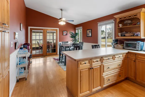 $350,000 | 1975 Eastman Lane, Hanover Park, IL 60133