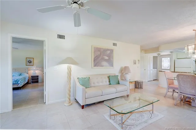 a view of a tennis court