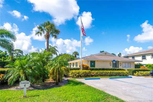 $2,800 | 2950 Southeast Ocean Boulevard, Unit 1211, Stuart, FL 34996