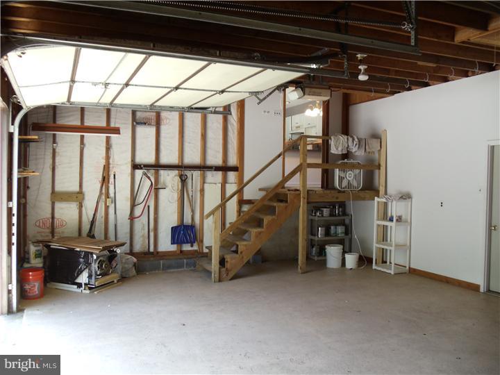 399 Indian Mills Road Shamong, NJ 08088 - Photo 21 of 25 Garage