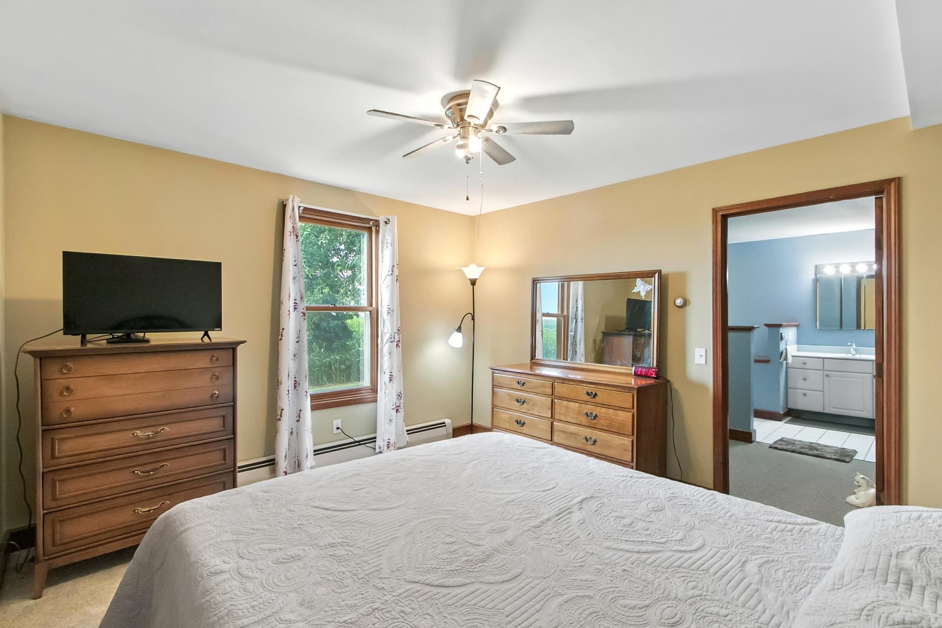 6988 Schneider Road Middleton, WI 53562 - Photo 11 of 52