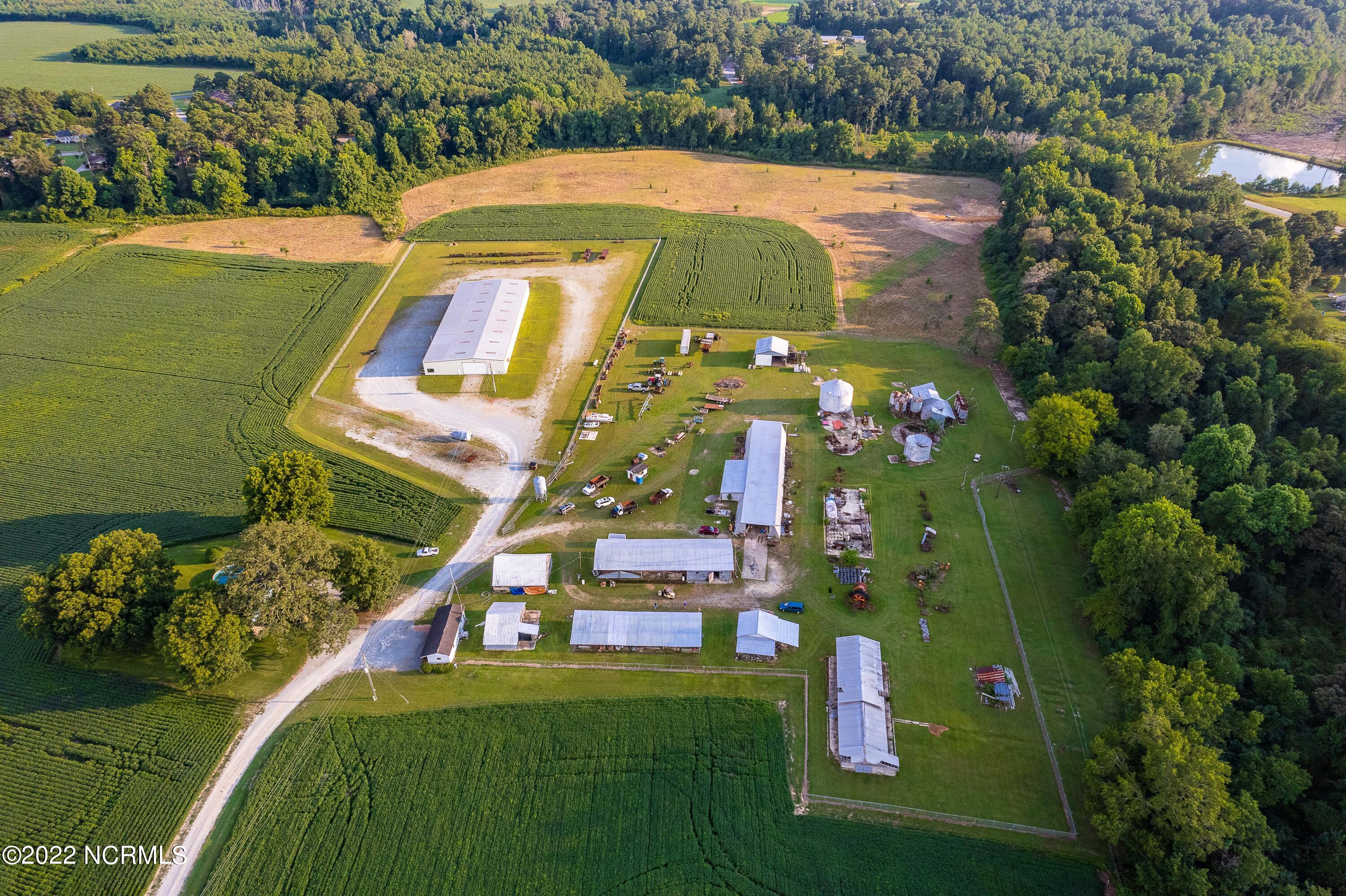382 Pig Cradle Lane Clinton, NC 28328 - Photo 4 of 21 DJI_0010