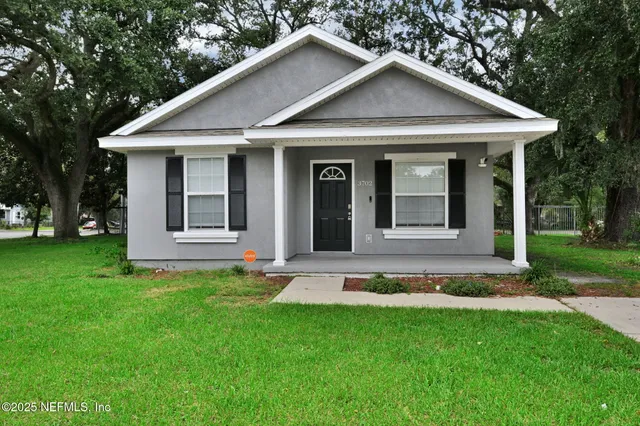 $1,700 | 3702 Wood Creek Lane, Jacksonville, FL 32206