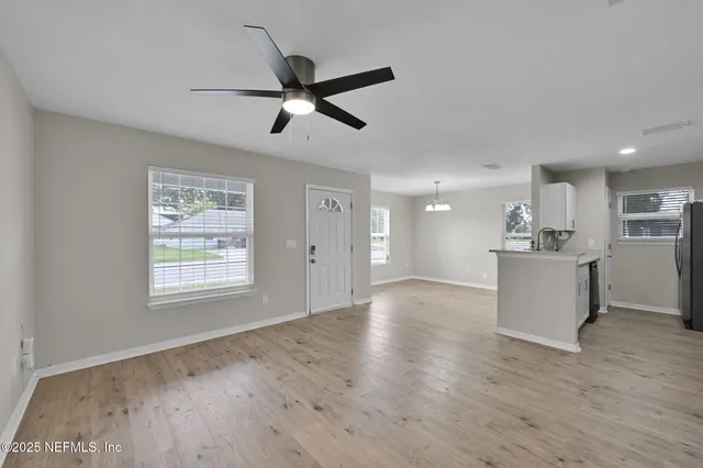 $1,700 | 3702 Wood Creek Lane, Jacksonville, FL 32206