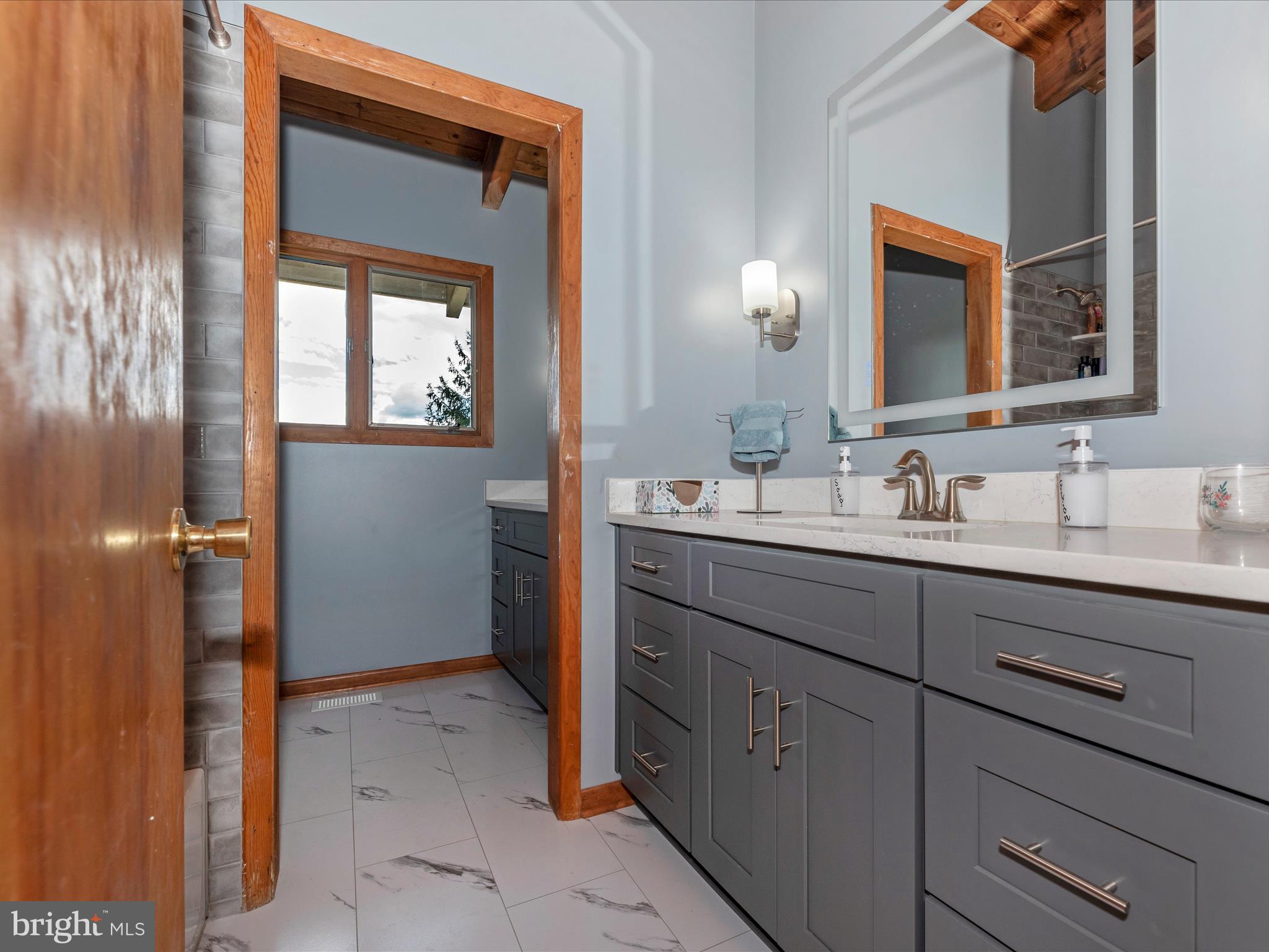 7321 Talbot Run Road Mount Airy, MD 21771 - Photo 34 of 61 Full Bathroom