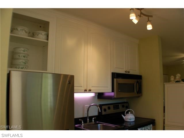 8162 Country Road, Unit 102 Fort Myers, FL 33919 - Photo 13 of 24 Gallery Image 13