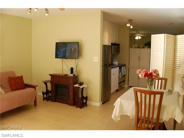 8162 Country Road, Unit 102 Fort Myers, FL 33919 - Photo 15 of 24 Gallery Image 15