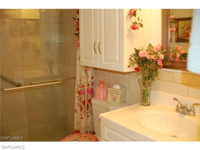 8162 Country Road, Unit 102 Fort Myers, FL 33919 - Photo 9 of 24 Gallery Image 9