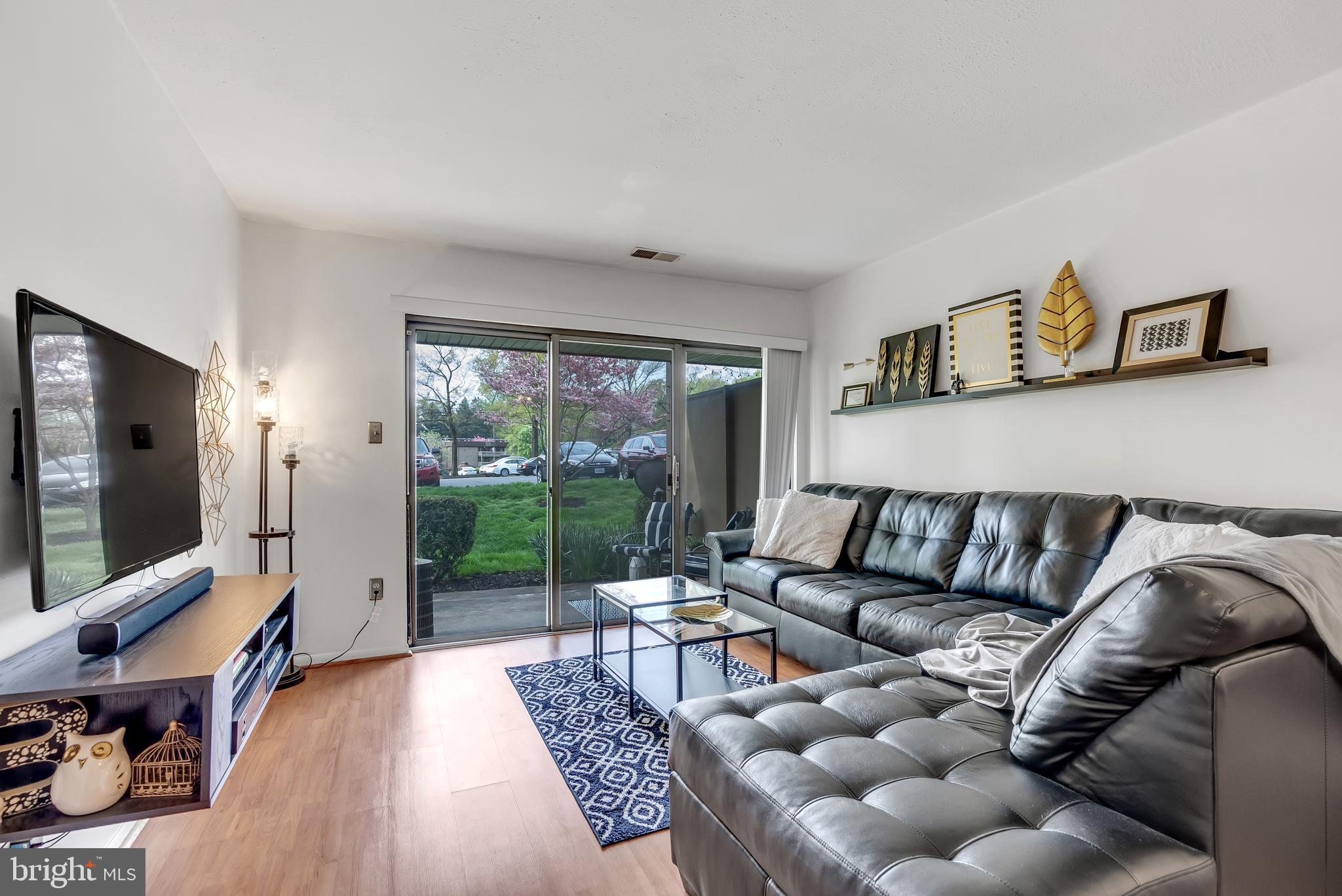 5814 Royal Ridge Drive, Unit B Springfield, VA 22152 - Photo 2 of 56 Gallery Image 2