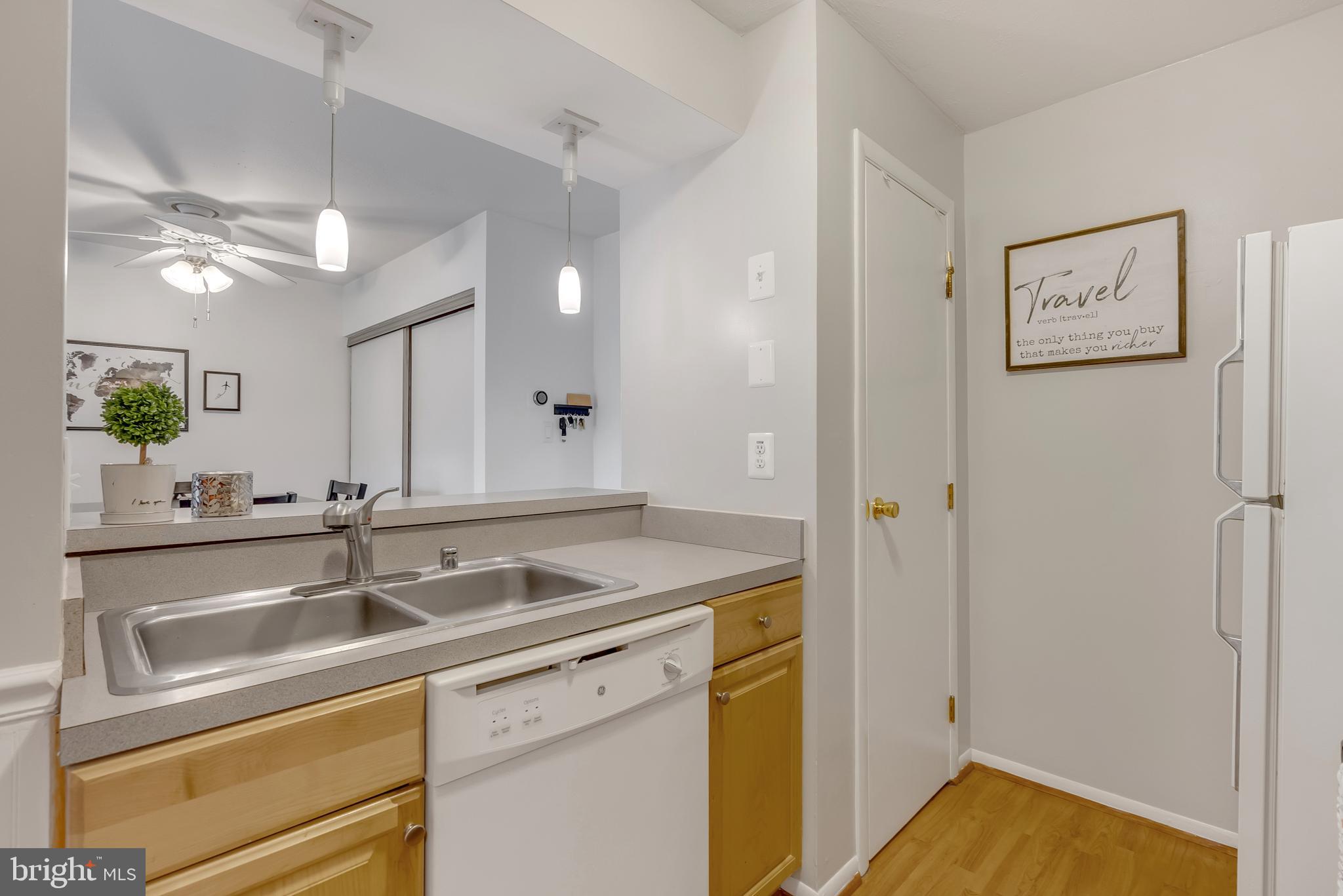5814 Royal Ridge Drive, Unit B Springfield, VA 22152 - Photo 23 of 56 Gallery Image 23
