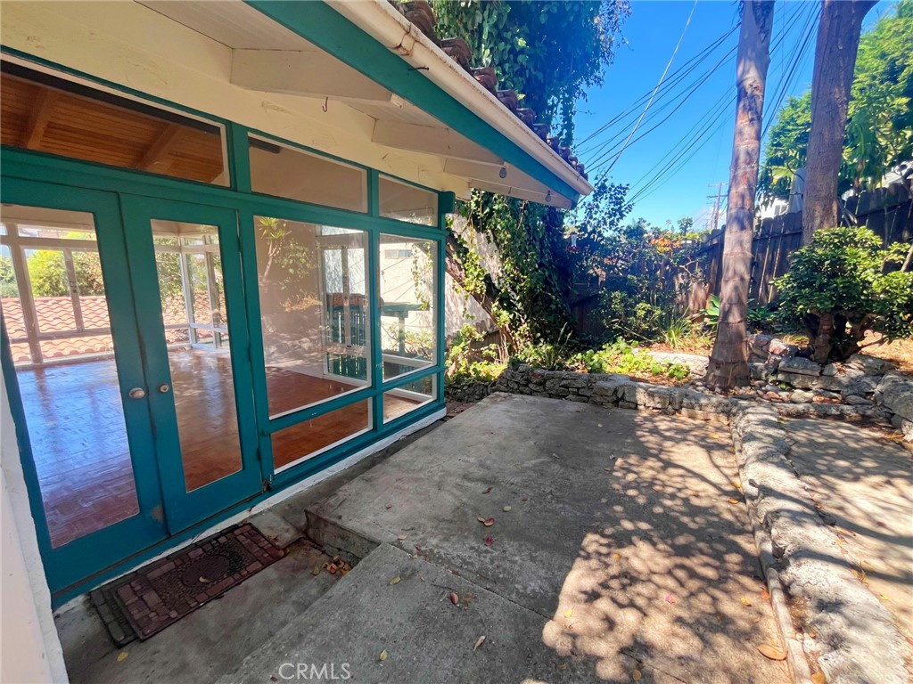 33910 Orilla Road, Unit 7 Dana Point, CA 92629 - Photo 26 of 50 a view of a house with a yard