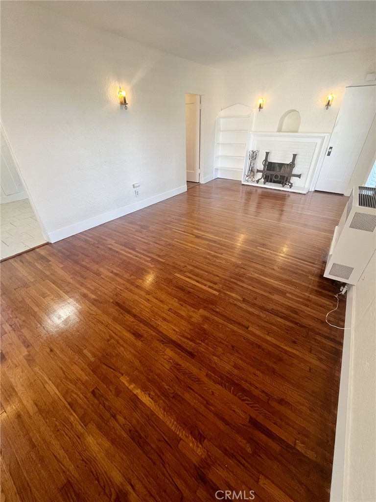 33910 Orilla Road, Unit 7 Dana Point, CA 92629 - Photo 4 of 50 a view of a room with wooden floor