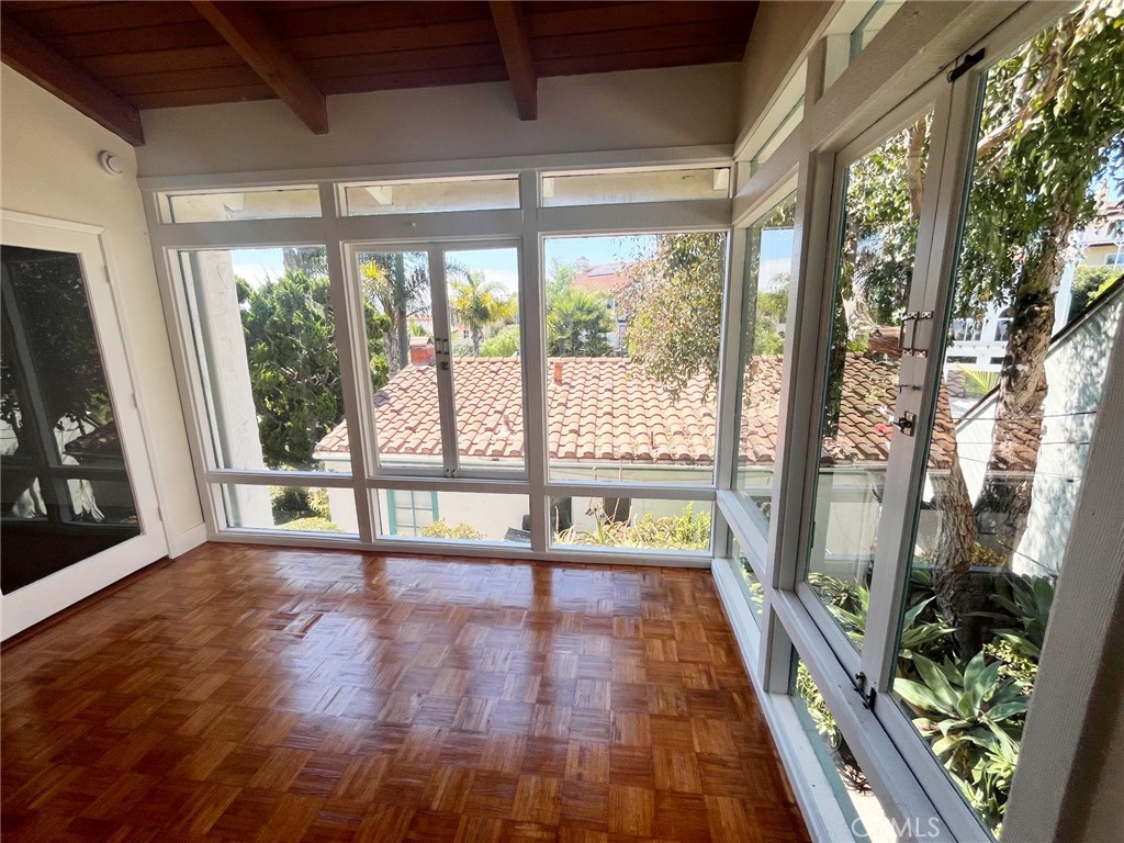 33910 Orilla Road, Unit 7 Dana Point, CA 92629 - Photo 7 of 50 a view of an entryway with a garden