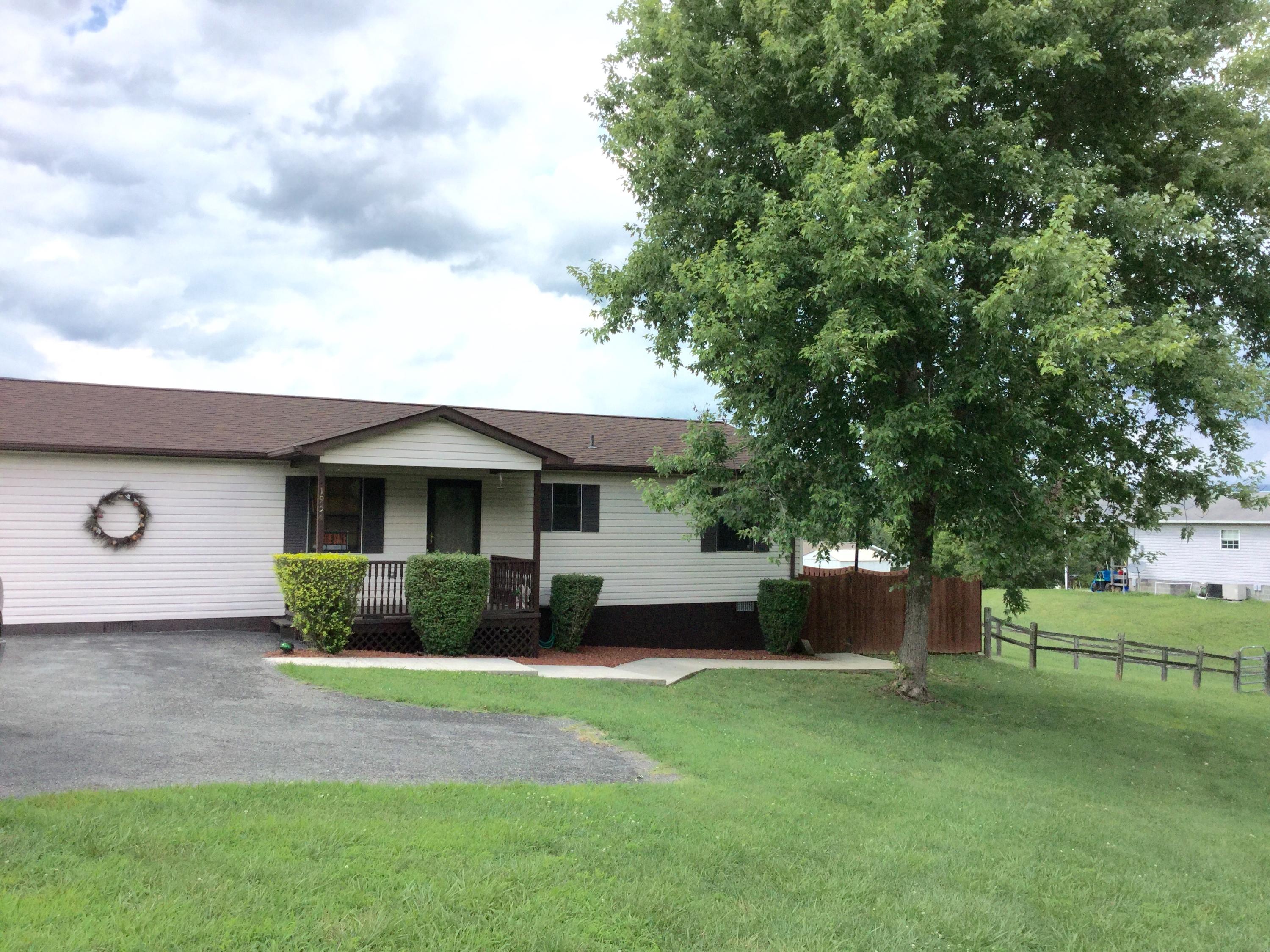 1954 Cedar Fork Road Tazewell, TN 37879 - Photo 5 of 28 image