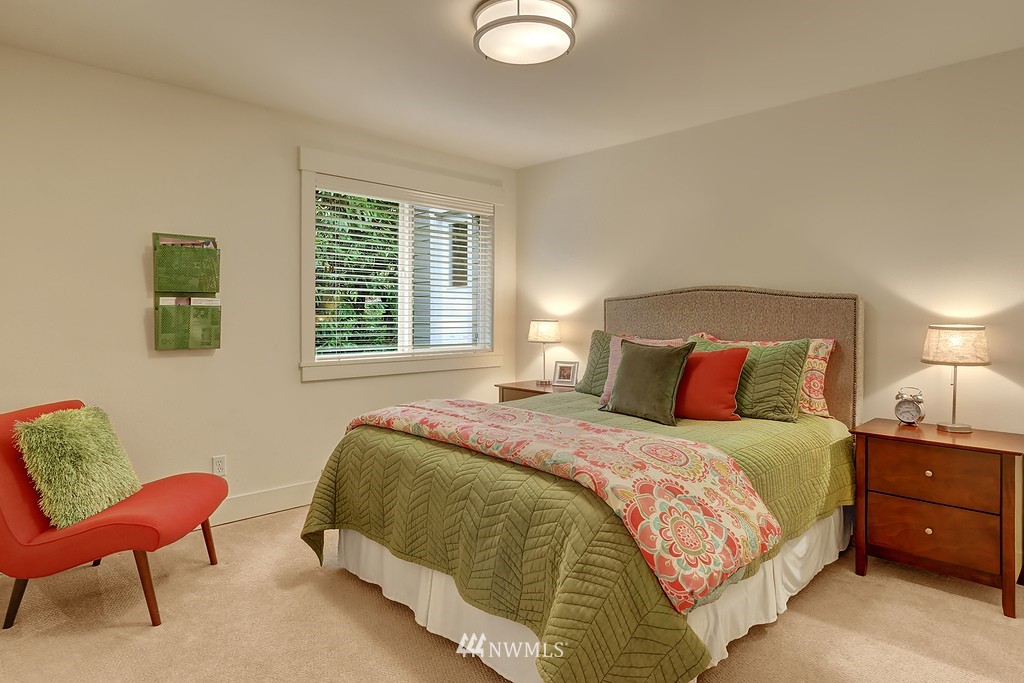4322 Southwest Roxbury Street Seattle, WA 98136 - Photo 14 of 25 Gallery Image 14