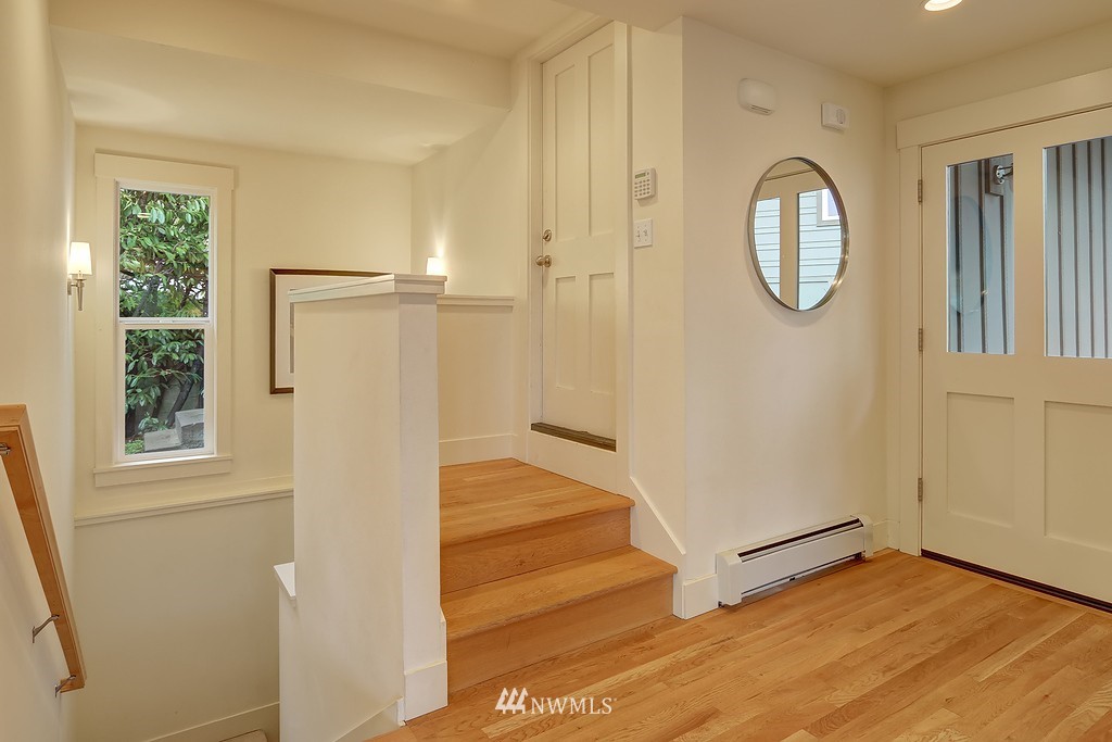 4322 Southwest Roxbury Street Seattle, WA 98136 - Photo 17 of 25 Gallery Image 17