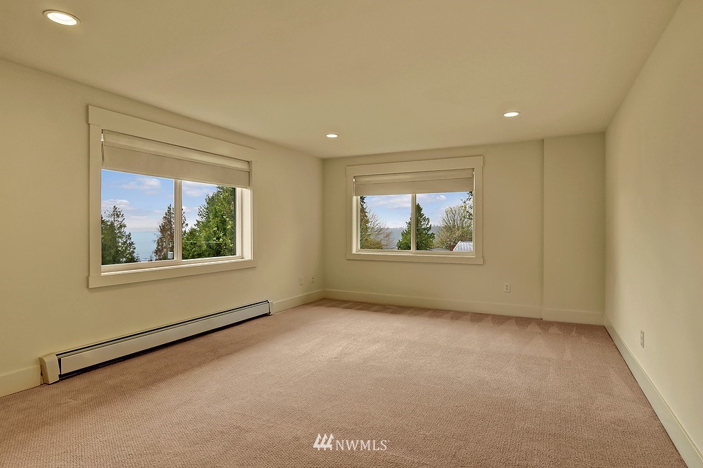 4322 Southwest Roxbury Street Seattle, WA 98136 - Photo 21 of 25 Gallery Image 21