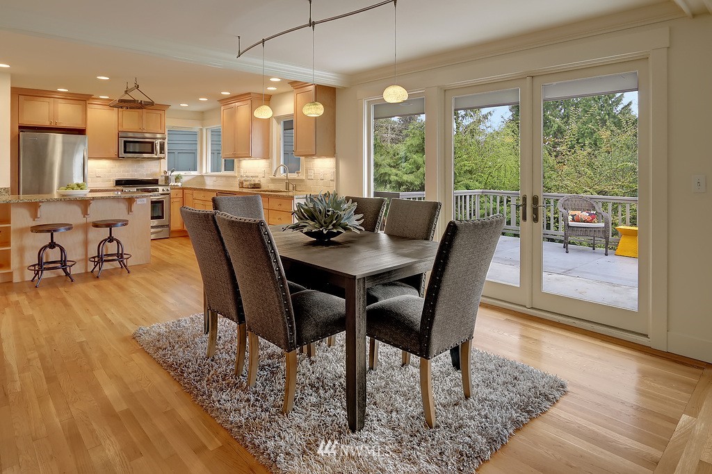 4322 Southwest Roxbury Street Seattle, WA 98136 - Photo 5 of 25 Gallery Image 5