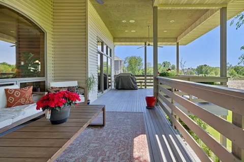 $1,200,000 | 2716 103rd Court Northeast, Blaine, MN 55449