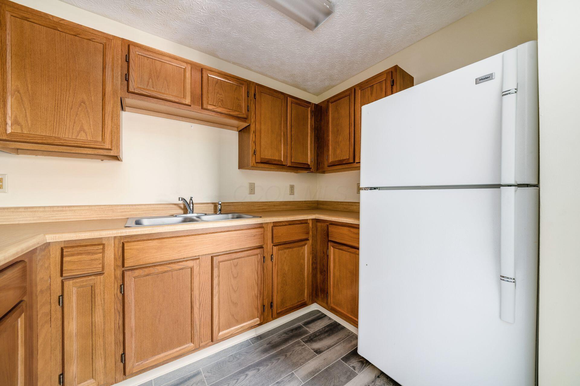 5885 Beechcroft Road, Unit 311 Columbus, OH 43229 - Photo 13 of 34 013_ Rd Columbus OH 43229 USA