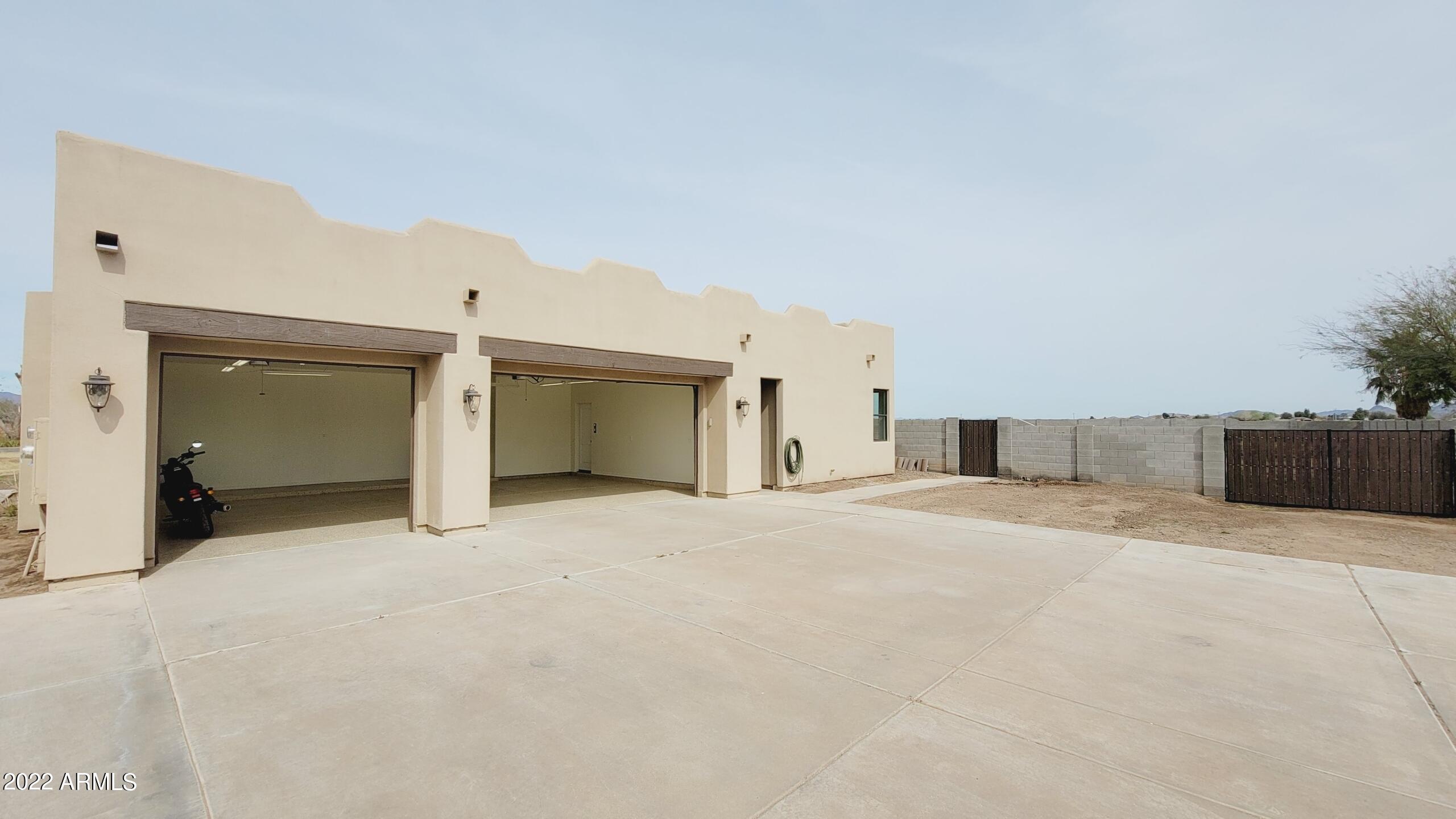 8917 South Dean Road Buckeye, AZ 85326 - Photo 6 of 44 06-scaled