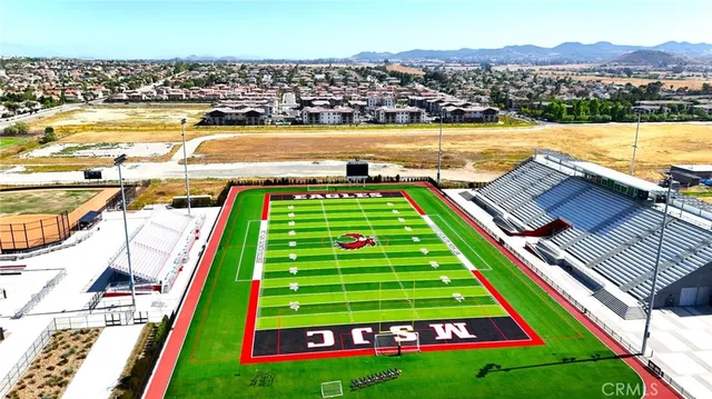 a view of an outdoor space