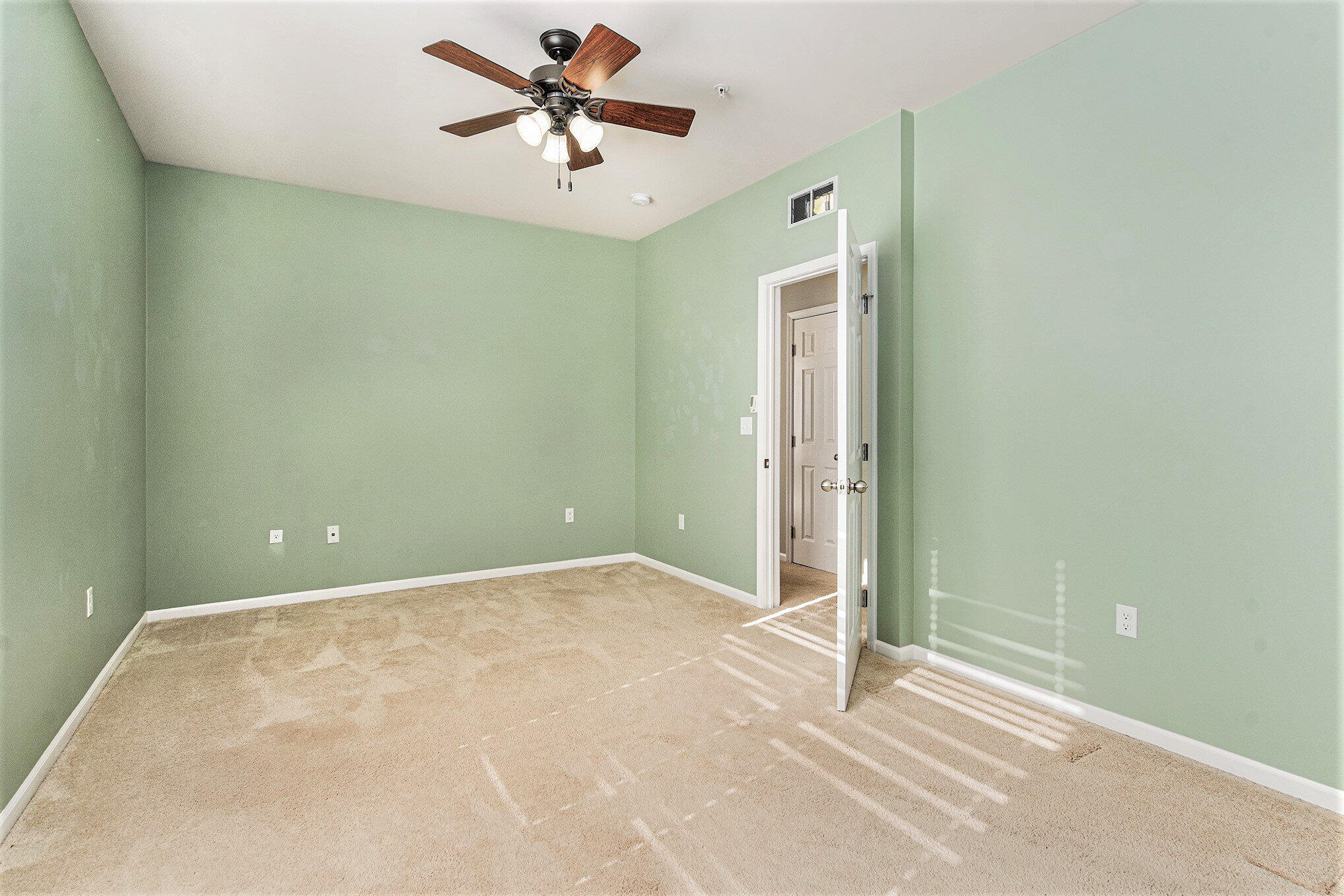 631 Pebblestone Lane Chelsea, MI 48118 - Photo 11 of 25 011_file_968