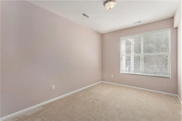 $325,000 | 631 Pebblestone Lane, Chelsea, MI 48118