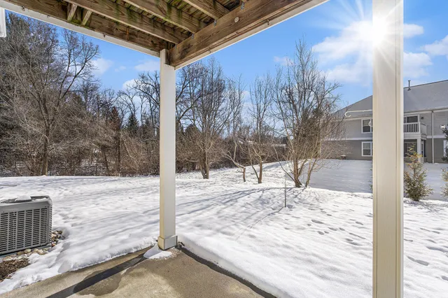 $325,000 | 631 Pebblestone Lane, Chelsea, MI 48118