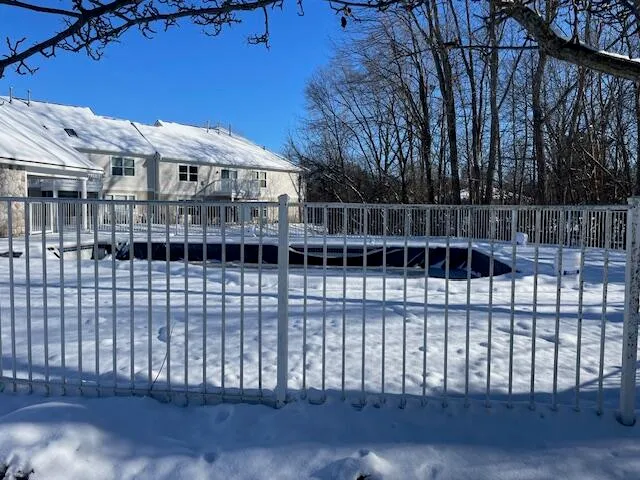 $325,000 | 631 Pebblestone Lane, Chelsea, MI 48118