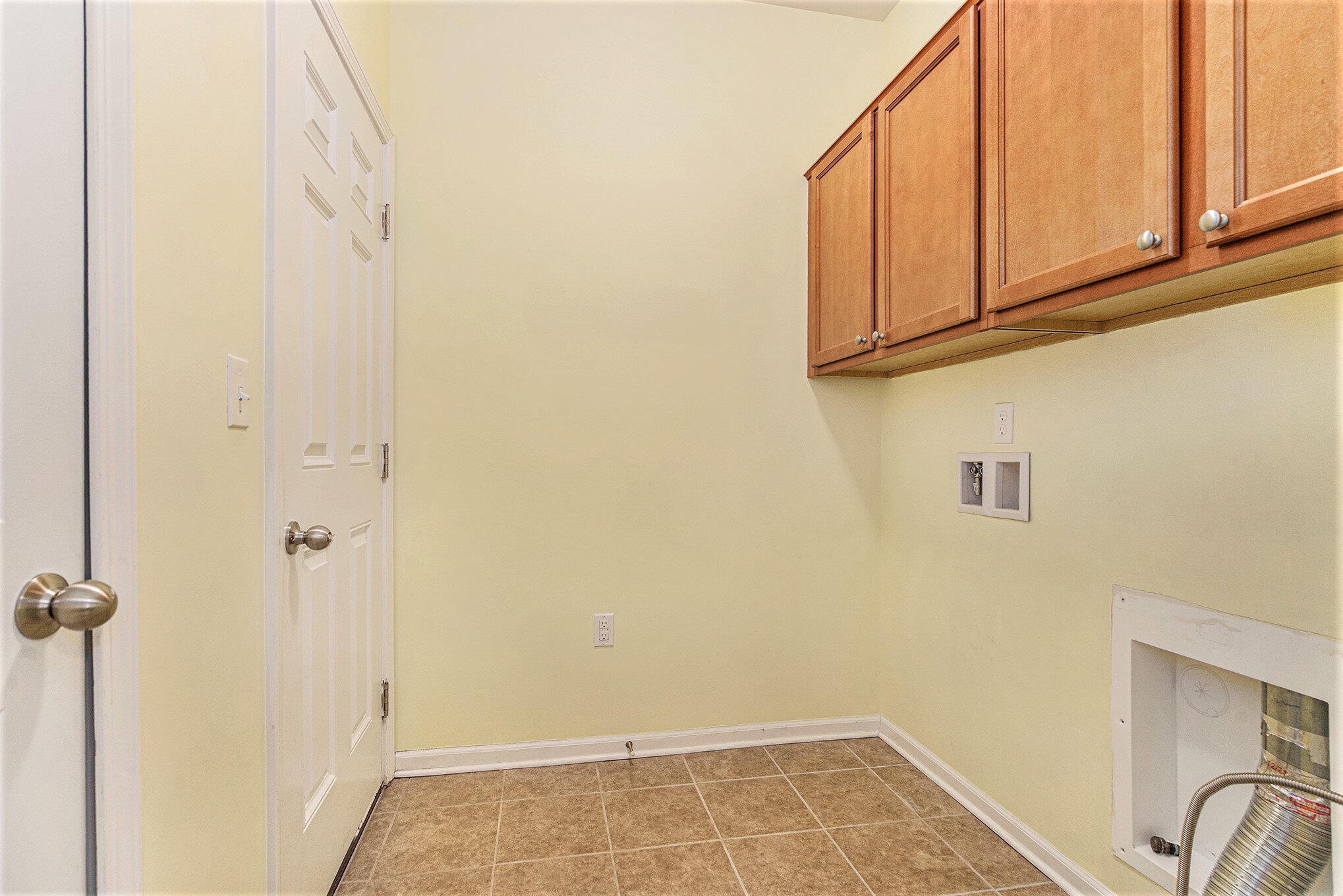 631 Pebblestone Lane Chelsea, MI 48118 - Photo 9 of 25 009_file_918