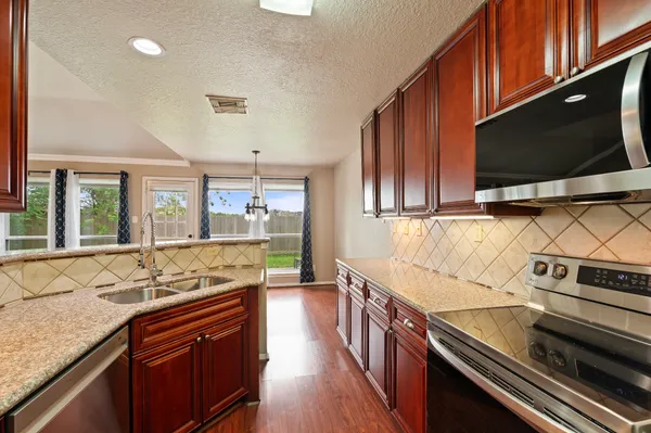 $259,900 | 11719 Santa Fe Trail, Santa Fe, TX 77510