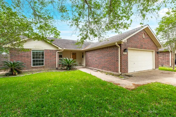 $259,900 | 11719 Santa Fe Trail, Santa Fe, TX 77510