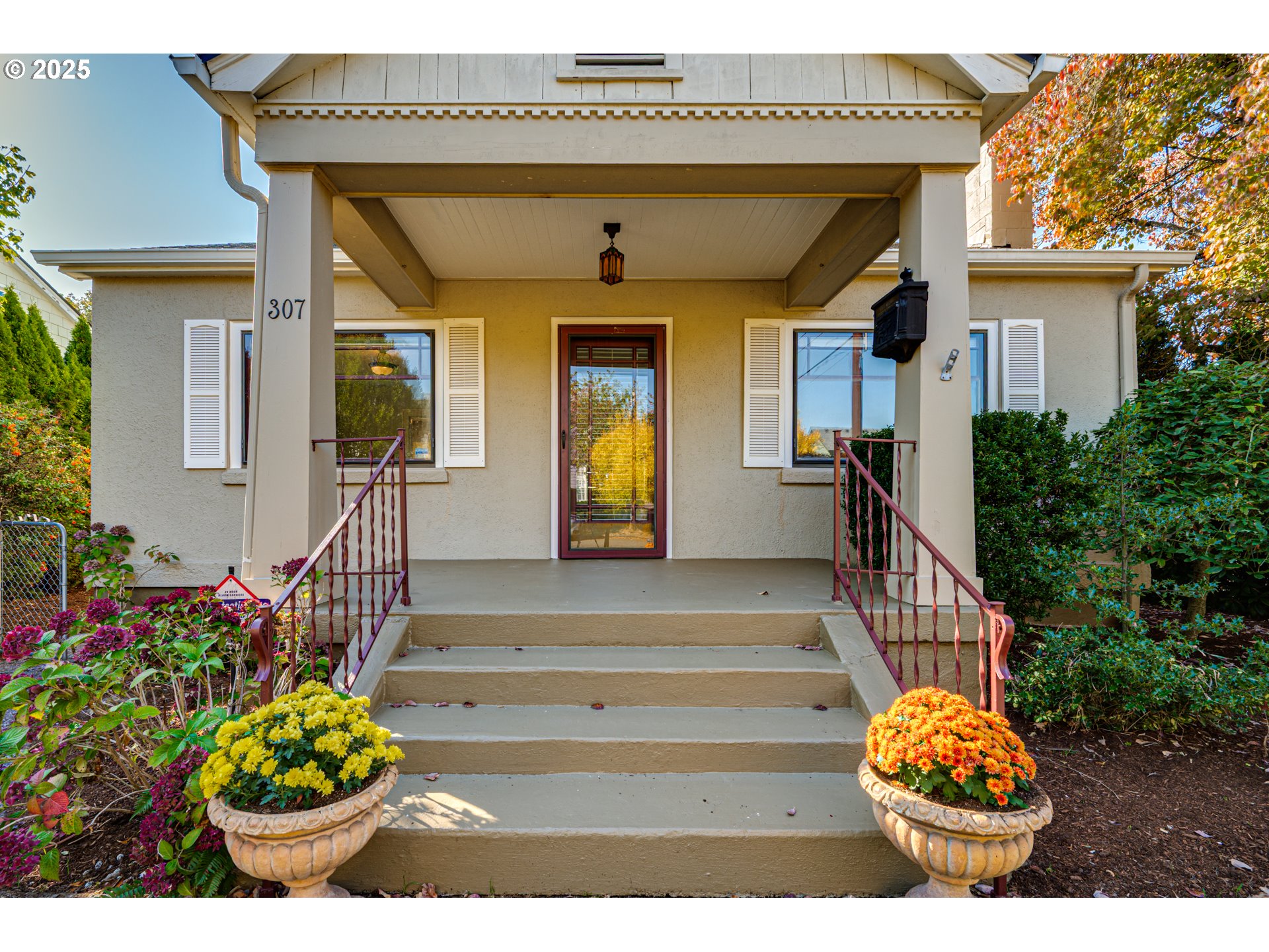 307 East 22nd Street Vancouver, WA 98663 - Photo 3 of 34